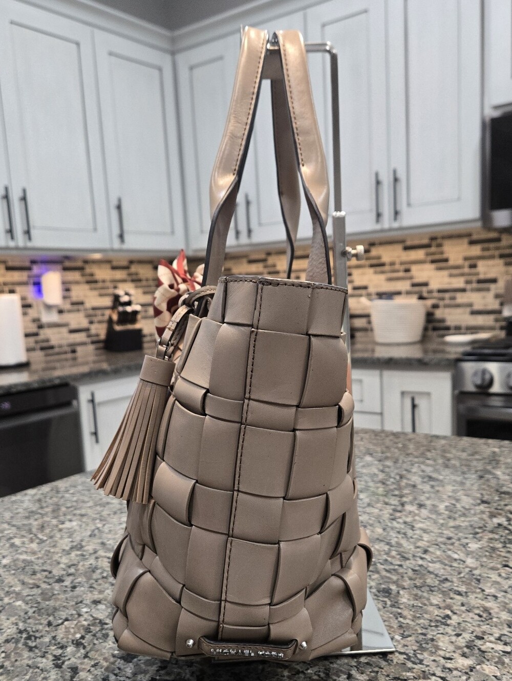 Michael Kors Vivian Woven Leather Tote Taupe Basket Weave Tassel Shoulder Bag - Picture 4 of 16